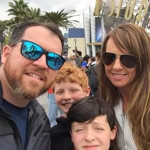 Meet your Posher, Justin